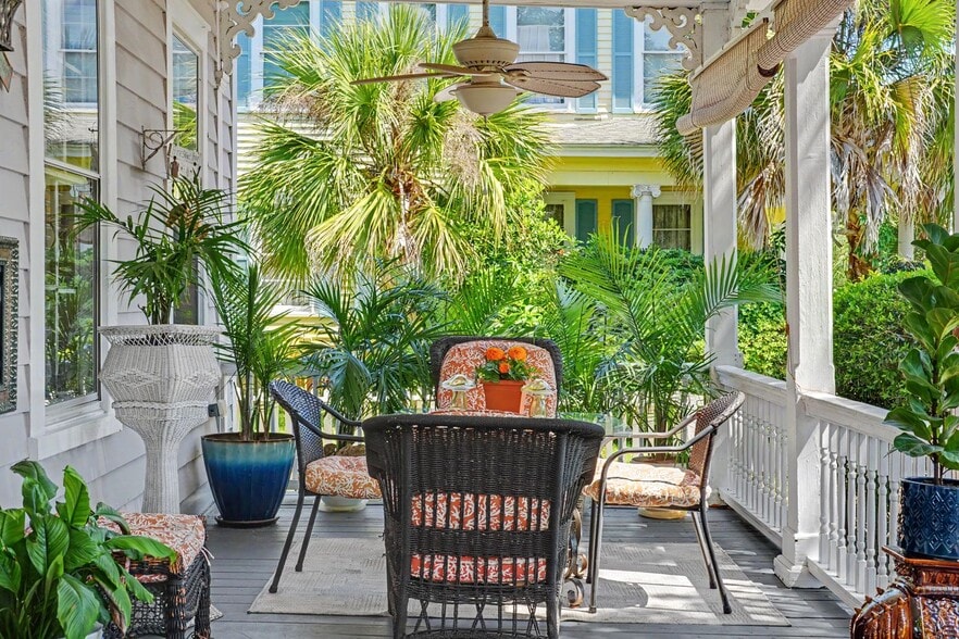 209 Osborne St, Saint Marys, GA à vendre - Photo du bâtiment - Image 2 de 41