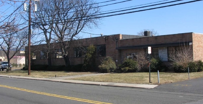 600 Hollister Rd, Teterboro, NJ for lease Building Photo- Image 1 of 5