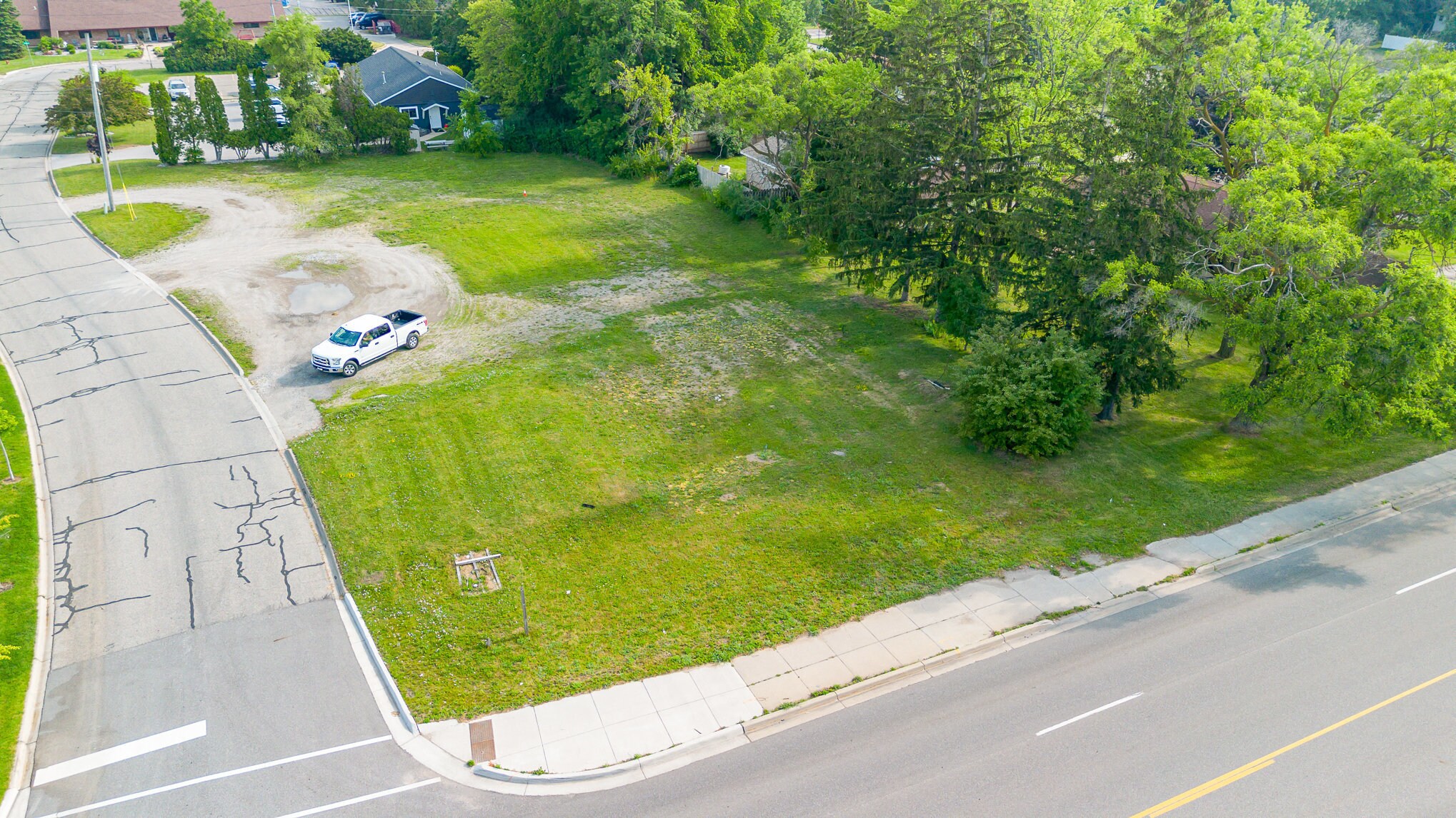 915 E Broomfield St, Mount Pleasant, MI à vendre Photo principale- Image 1 de 6