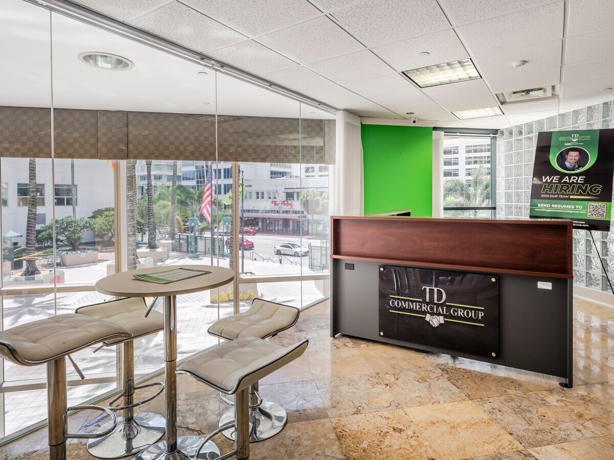 200 S Andrews Ave, Fort Lauderdale, FL 33301 - Unit 200 -  - Interior Photo - Image 1 of 14