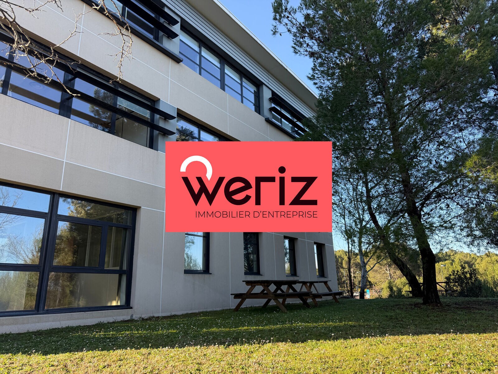 320 Avenue Archimède, Aix-en-Provence à louer Photo du bâtiment- Image 1 de 10