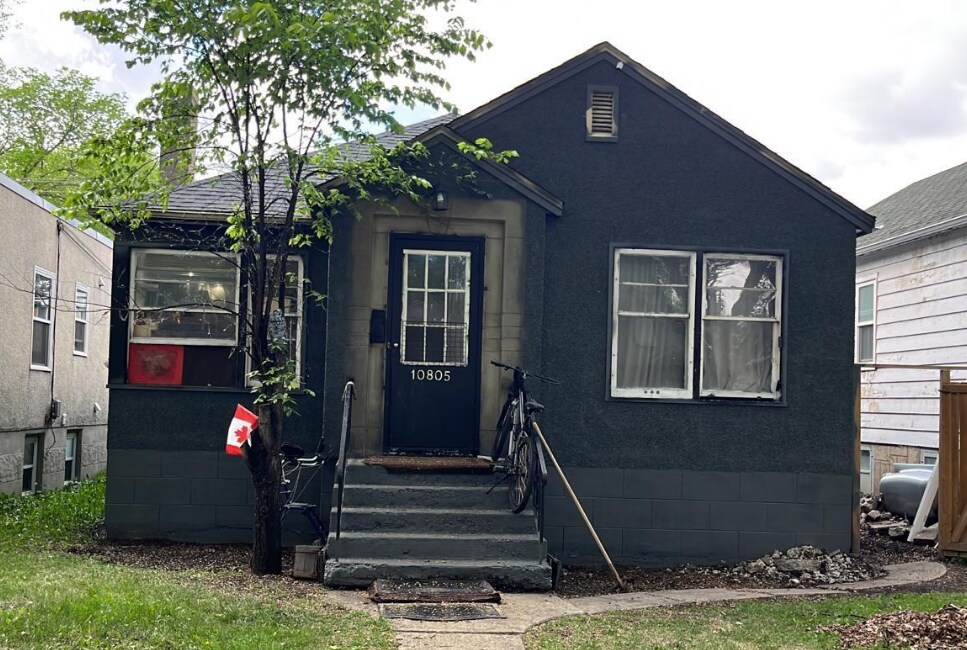 10805 85 Av NW, Edmonton, AB à vendre Photo principale- Image 1 de 1