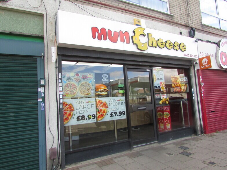 26 Sundon Park Para, Luton à louer - Photo du bâtiment - Image 2 de 2