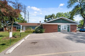 Plus de détails pour 565 E Saint Charles Rd, Carol Stream, IL - Soins de santé à vendre