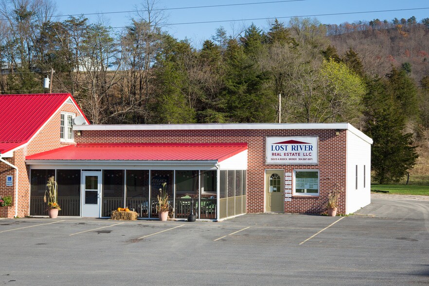 8079 State Road 259, Lost City, WV à vendre - Photo du bâtiment - Image 2 de 17