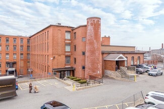 Plus de détails pour 1565-1567 N Main St, Fall River, MA - Bureau/Médical à louer