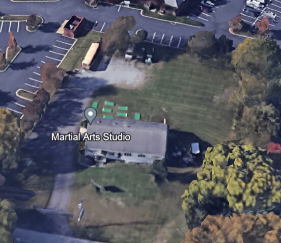 8 N Village Ave, Exton, PA à vendre - Photo du bâtiment - Image 3 de 6