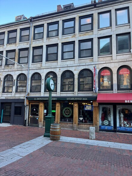 27 Clinton st, Boston, MA à vendre - Photo du bâtiment - Image 2 de 3