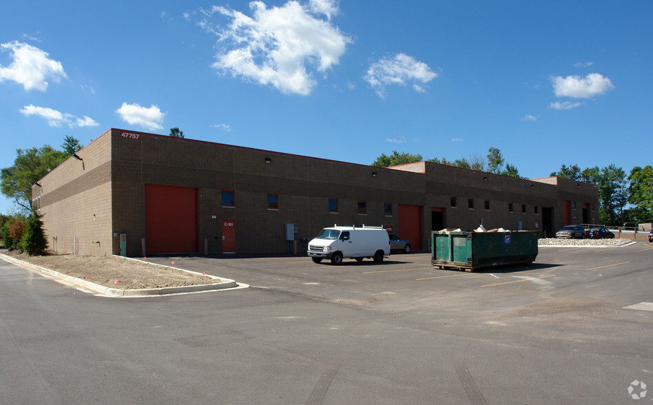 47757 West Rd, Wixom, MI for lease - Building Photo - Image 3 of 11