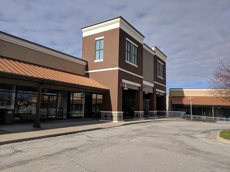 1402-1498 W Old Highway 40, Odessa, MO for lease - Building Photo - Image 3 of 5
