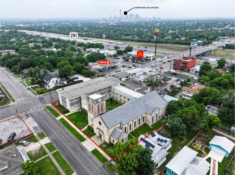 705 Hammond Ave, San Antonio, TX à vendre - Photo du bâtiment - Image 3 de 16