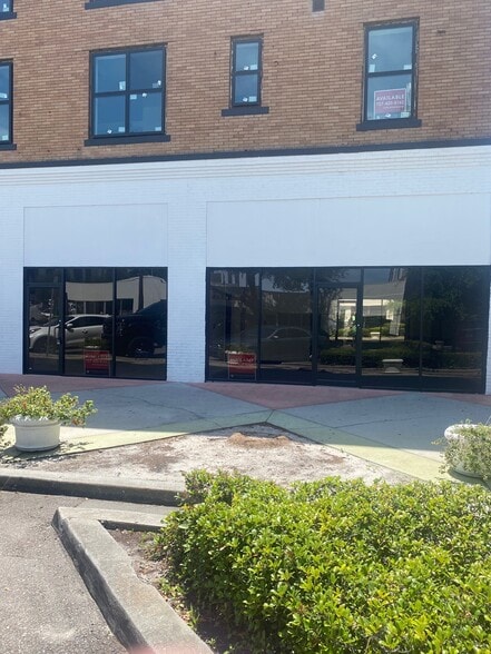 900-912 Central Ave, Saint Petersburg, FL for lease - Building Photo - Image 3 of 10