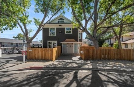 50 Berrum Pl, Reno, NV à vendre Photo du bâtiment- Image 1 de 39