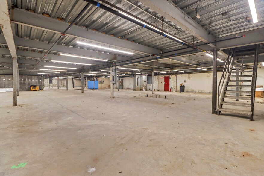 543 Wauregan Rd, Danielson, CT à louer - Photo intérieure - Image 2 de 6