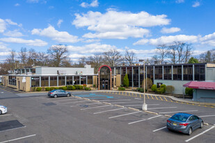 17 White Horse Pike, Haddon Heights NJ - Services immobiliers commerciaux