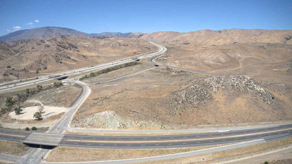 I-5, Gorman, CA for sale - Building Photo - Image 3 of 7