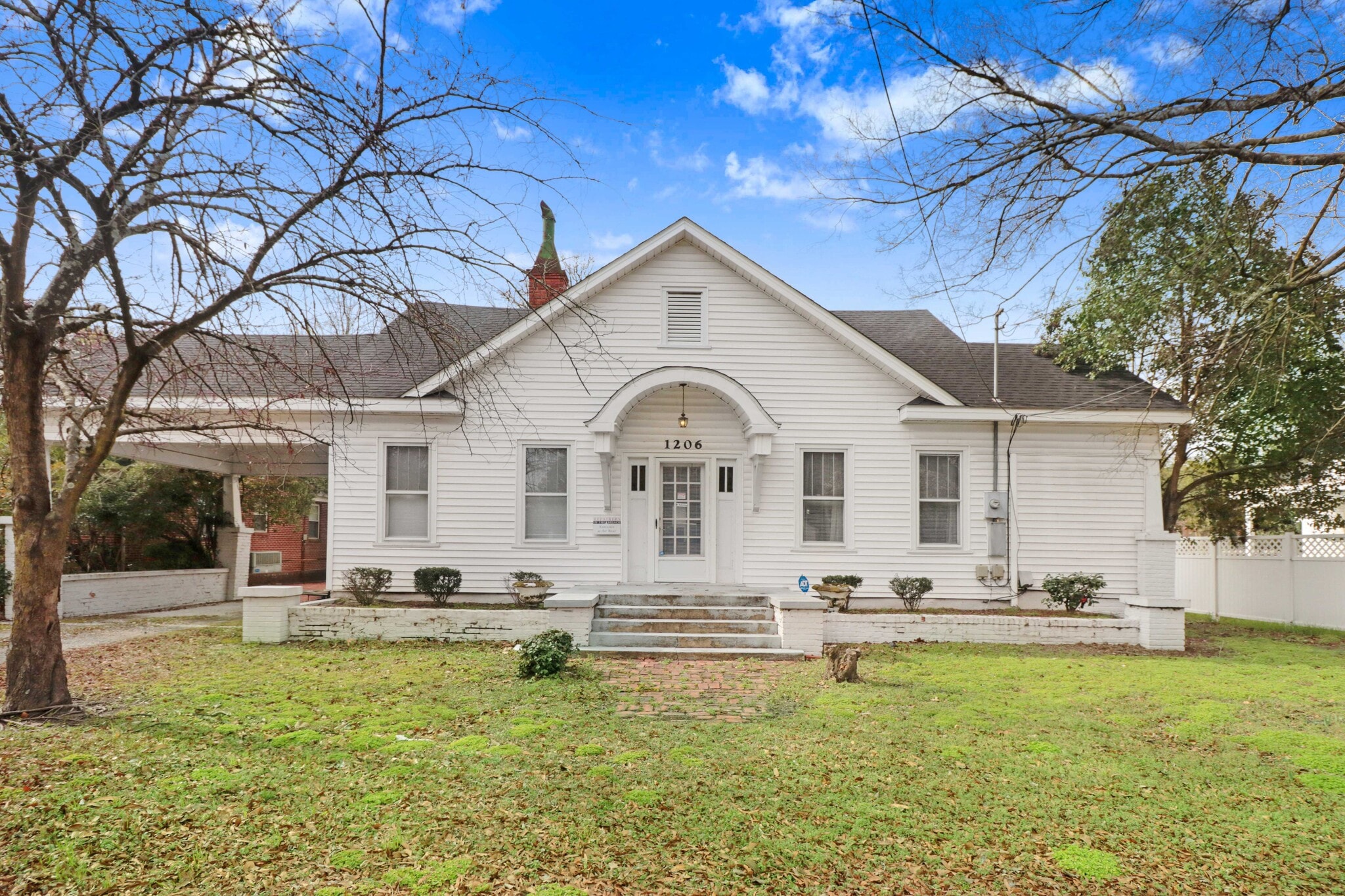 1206 E Ash St, Goldsboro, NC à vendre Photo du bâtiment- Image 1 de 20
