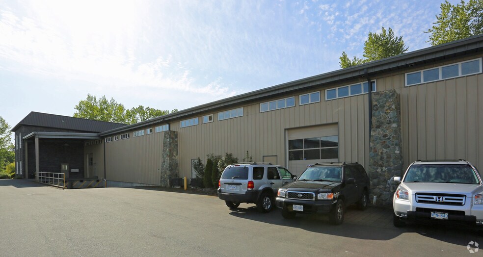 6578 Bryn Rd, Central Saanich, BC à vendre - Photo du bâtiment - Image 2 de 6