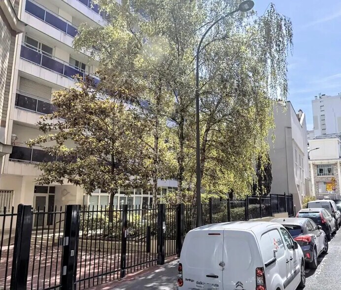 7 Rue Nicolas Roret, Paris à louer - Photo du bâtiment - Image 1 de 6