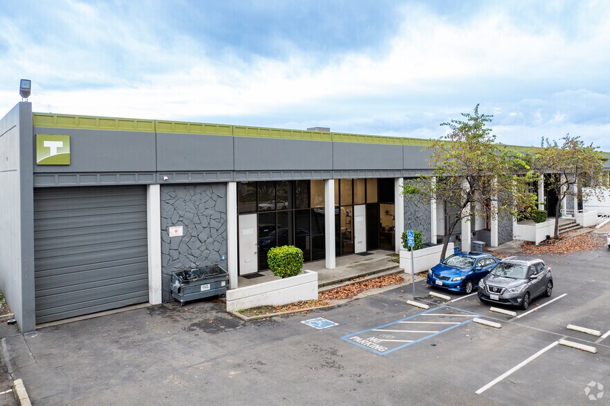3041 Teagarden St, San Leandro, CA à louer - Photo du bâtiment - Image 3 de 4