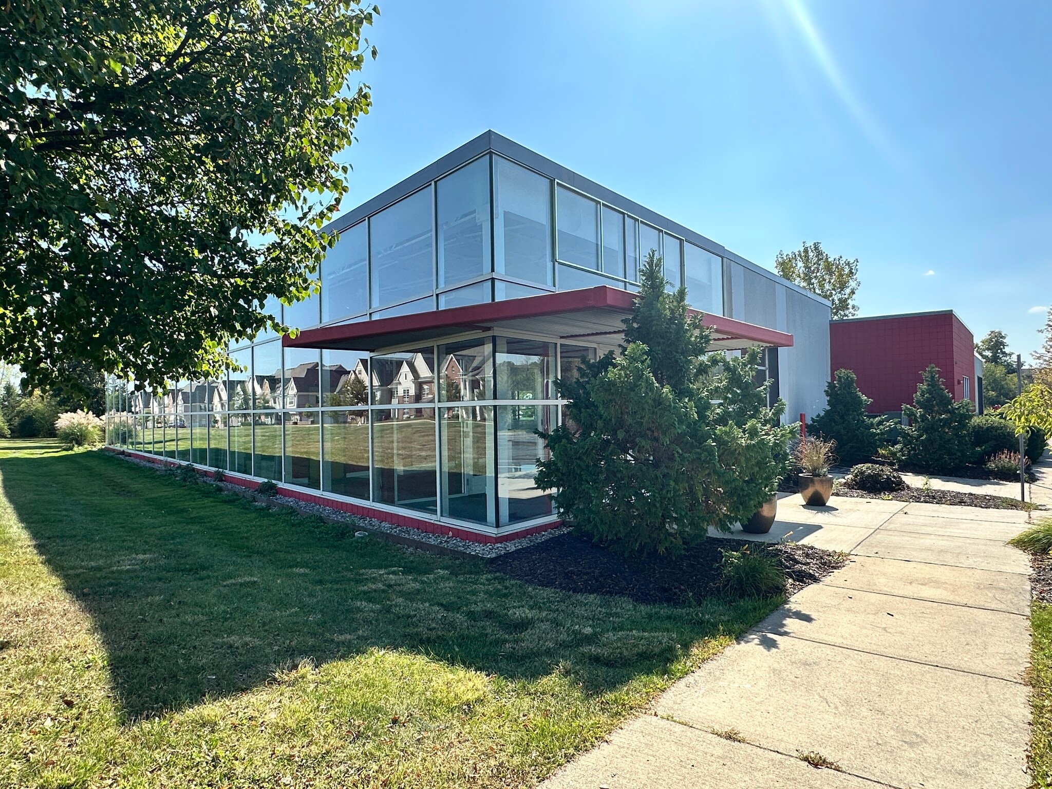 2420 Oak Valley Dr, Ann Arbor, MI à louer Photo intérieure- Image 1 de 5