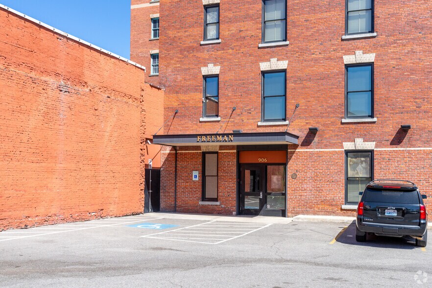 170 S Lincoln St, Spokane, WA à vendre - Photo du bâtiment - Image 3 de 4