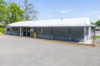 Plus de détails pour 302 W Main St, Waverly, TN - Commerce de détail à vendre