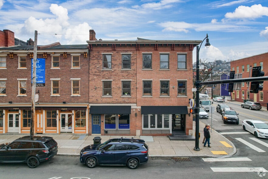 2100 E Carson St, Pittsburgh, PA for lease - Building Photo - Image 3 of 6