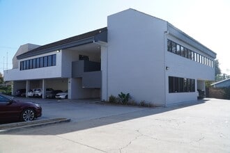 140 S Flower St, Orange, CA à louer Photo du bâtiment- Image 1 de 1