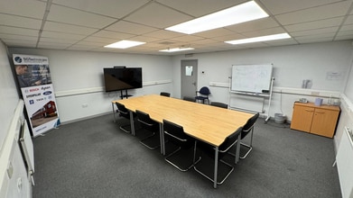 Coldharbour Ln, Rainham à vendre Photo intérieure- Image 1 de 5