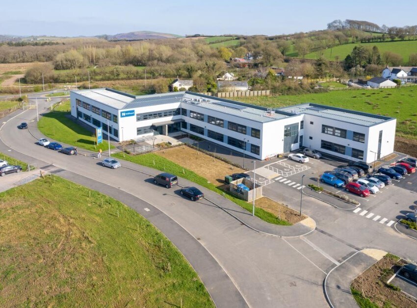 1 Enterprise Rd, Barnstaple à louer Photo du bâtiment- Image 1 de 2