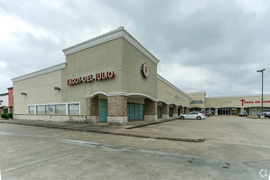 16305 Westheimer Rd, Houston, TX à louer - Photo du bâtiment - Image 1 de 13