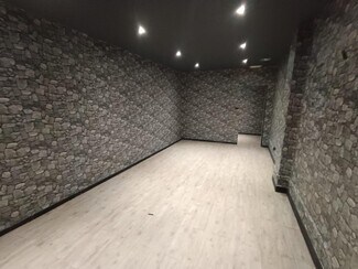 Plus de détails pour Commerce de détail à louer