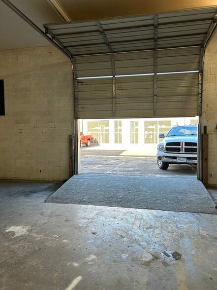 3301-3327 Western Ave, Las Vegas, NV for lease - Building Photo - Image 2 of 10