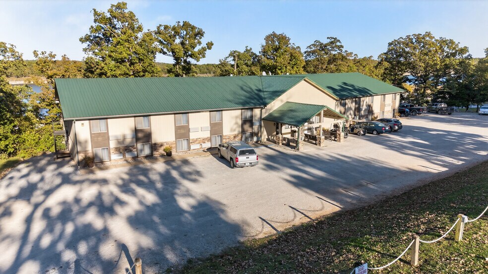 670 SE 803rd Rd, Clinton, MO à vendre - Photo du bâtiment - Image 3 de 20