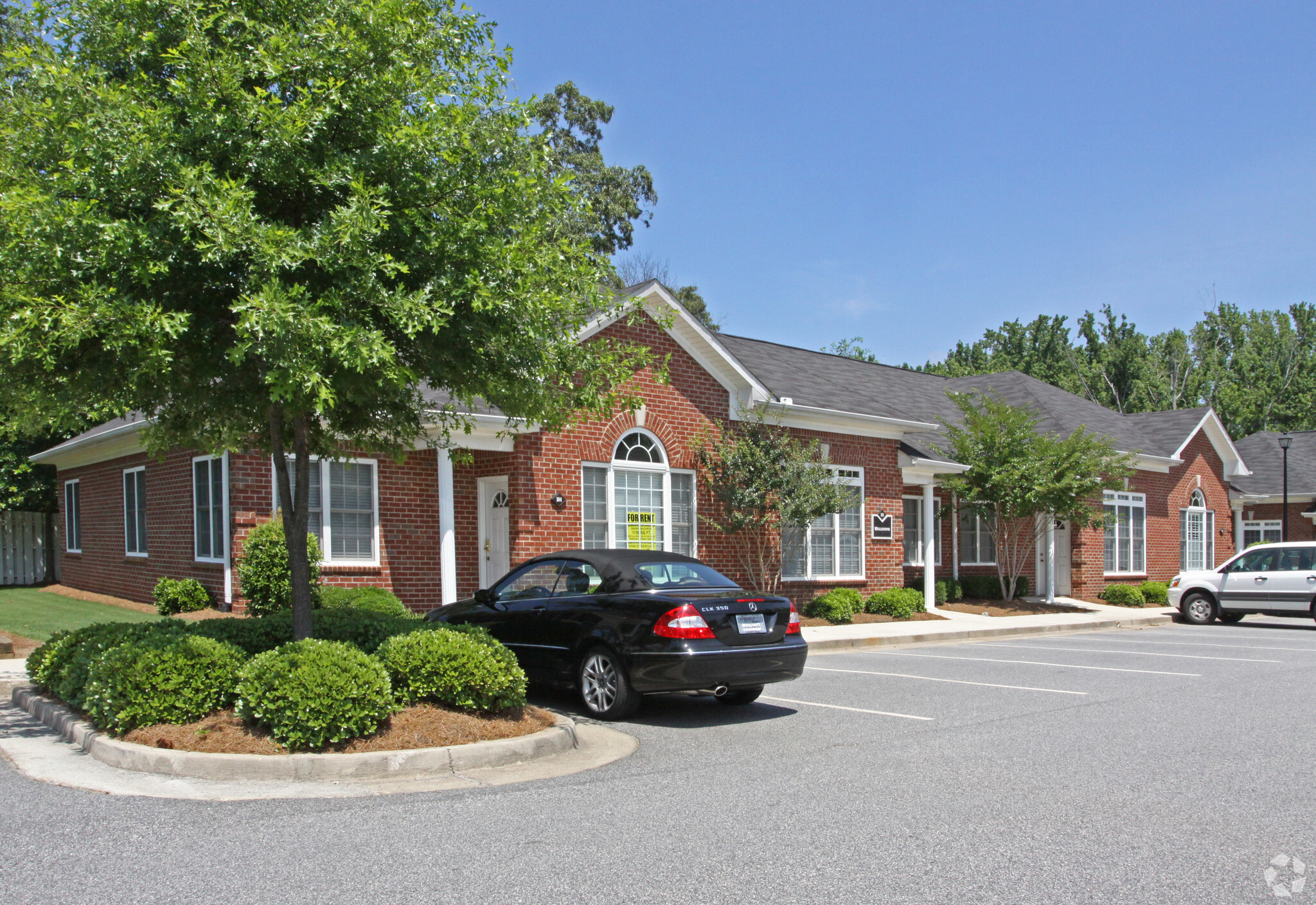 Office in Cumming, GA for sale Primary Photo- Image 1 of 1