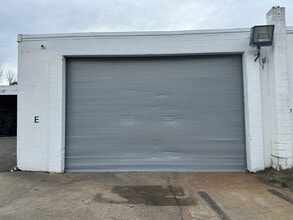 54 Union Ave, Ronkonkoma, NY for lease Interior Photo- Image 1 of 5