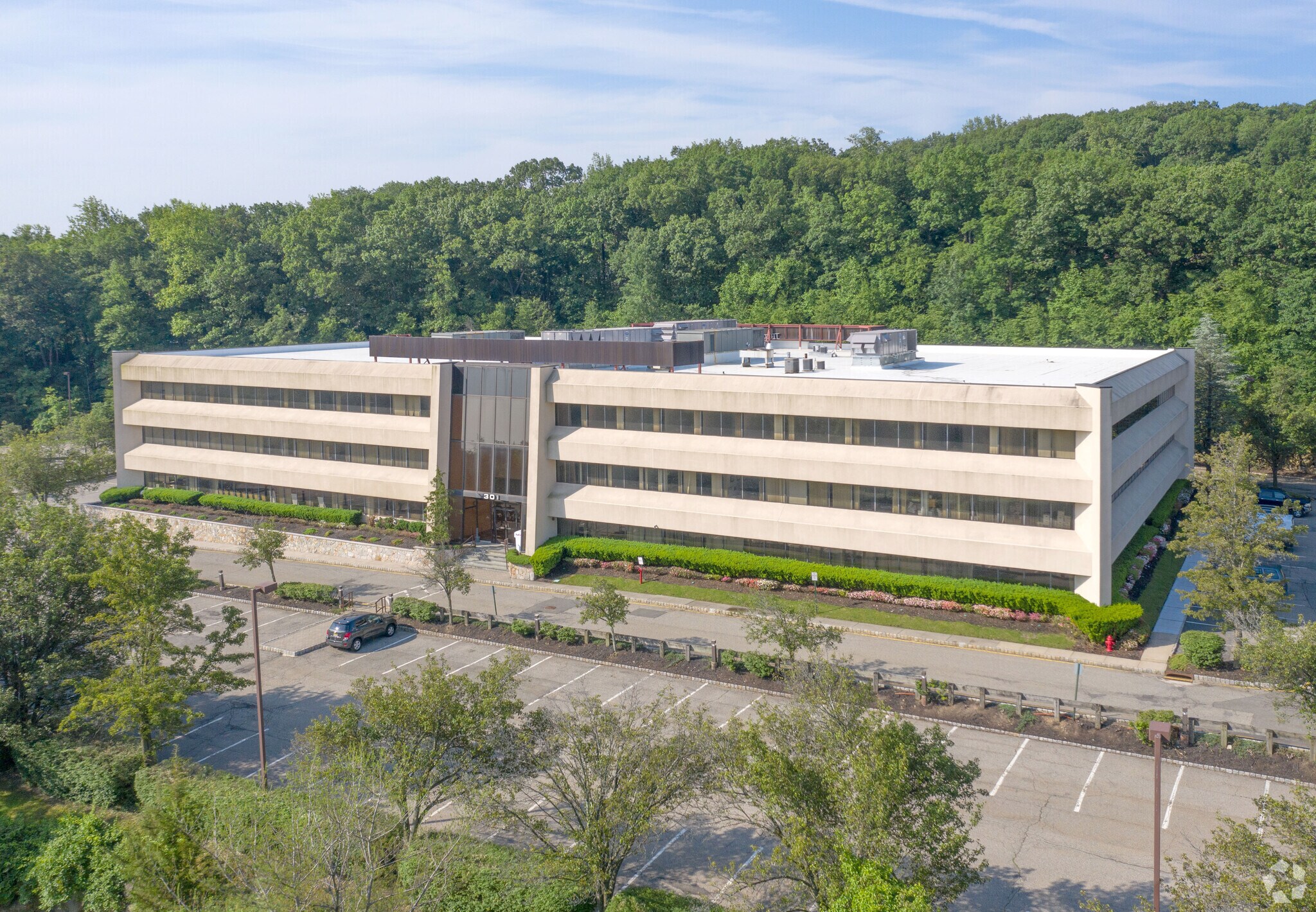 301 Gibraltar Dr, Morris Plains, NJ for lease Building Photo- Image 1 of 6