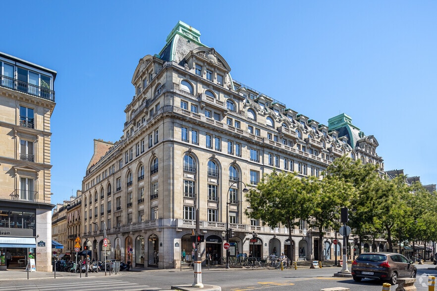 Retail in 14-16 Boulevard Poissonnière, Paris for lease - Primary Photo - Image 1 of 4