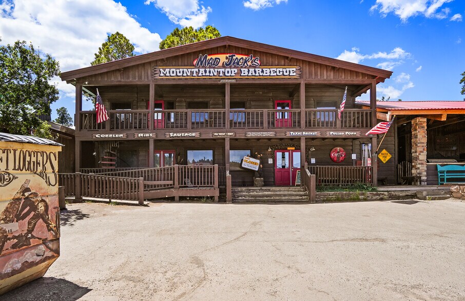 105 James Canyon Highway, Cloudcroft, NM à vendre - Photo du bâtiment - Image 3 de 38