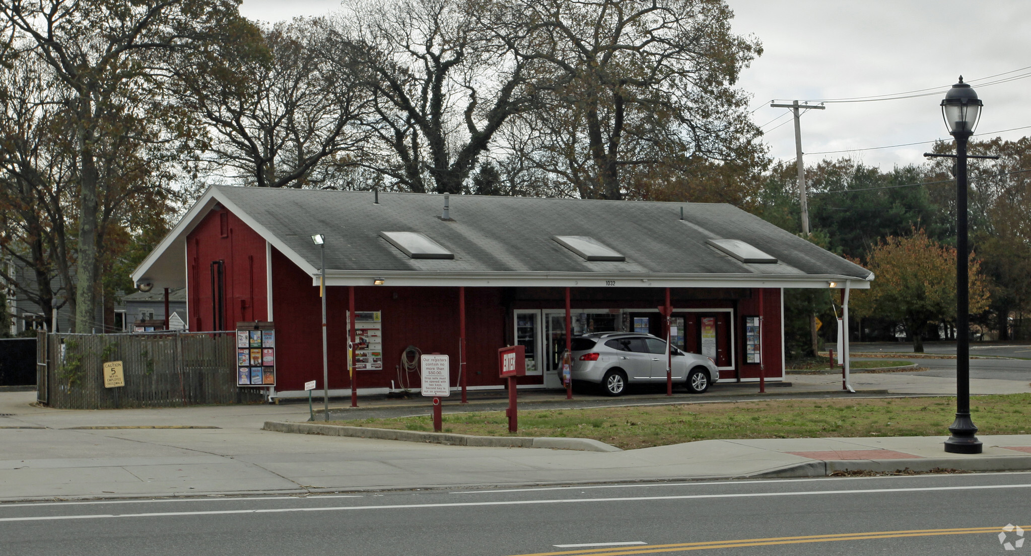 1032 Portion Rd, Farmingville, NY for sale Primary Photo- Image 1 of 4