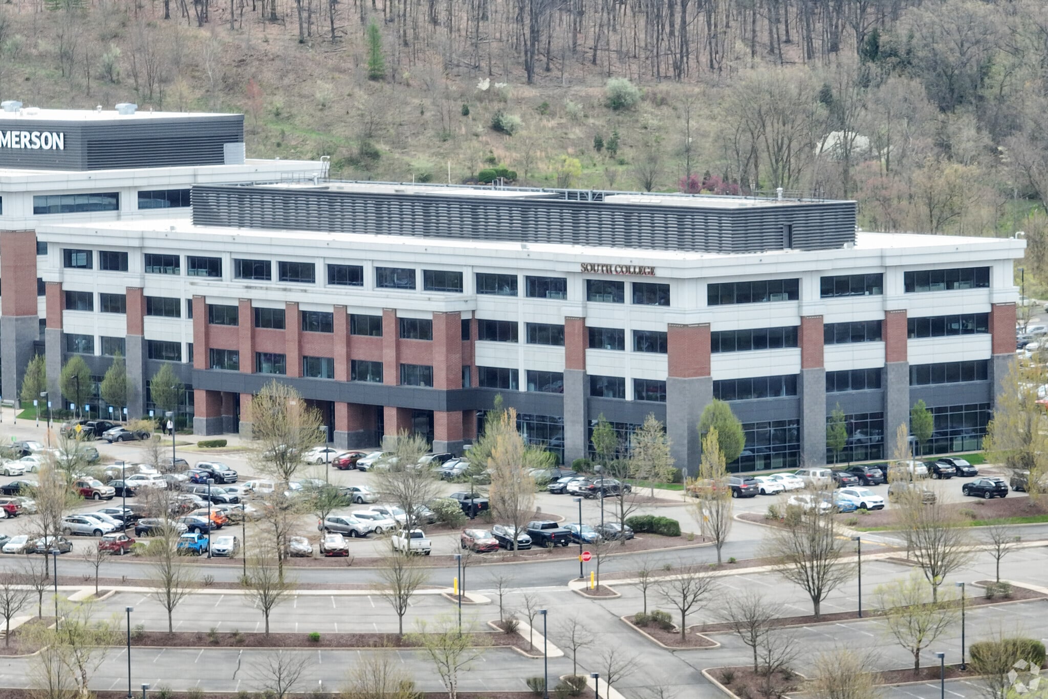 3000 Westinghouse Dr, Cranberry Township, PA for lease Building Photo- Image 1 of 9