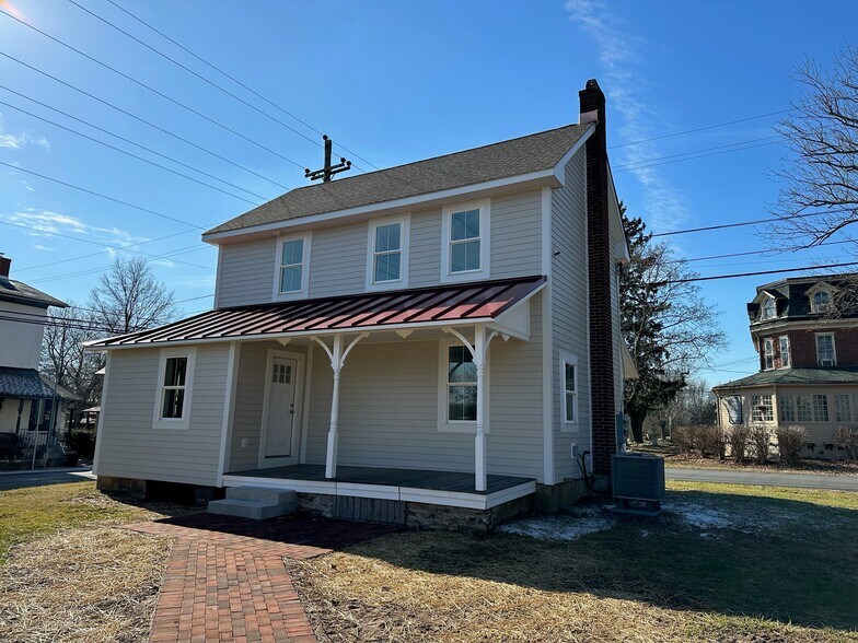 2 Dark Hollow Rd, Pipersville, PA à louer - Photo du bâtiment - Image 3 de 15