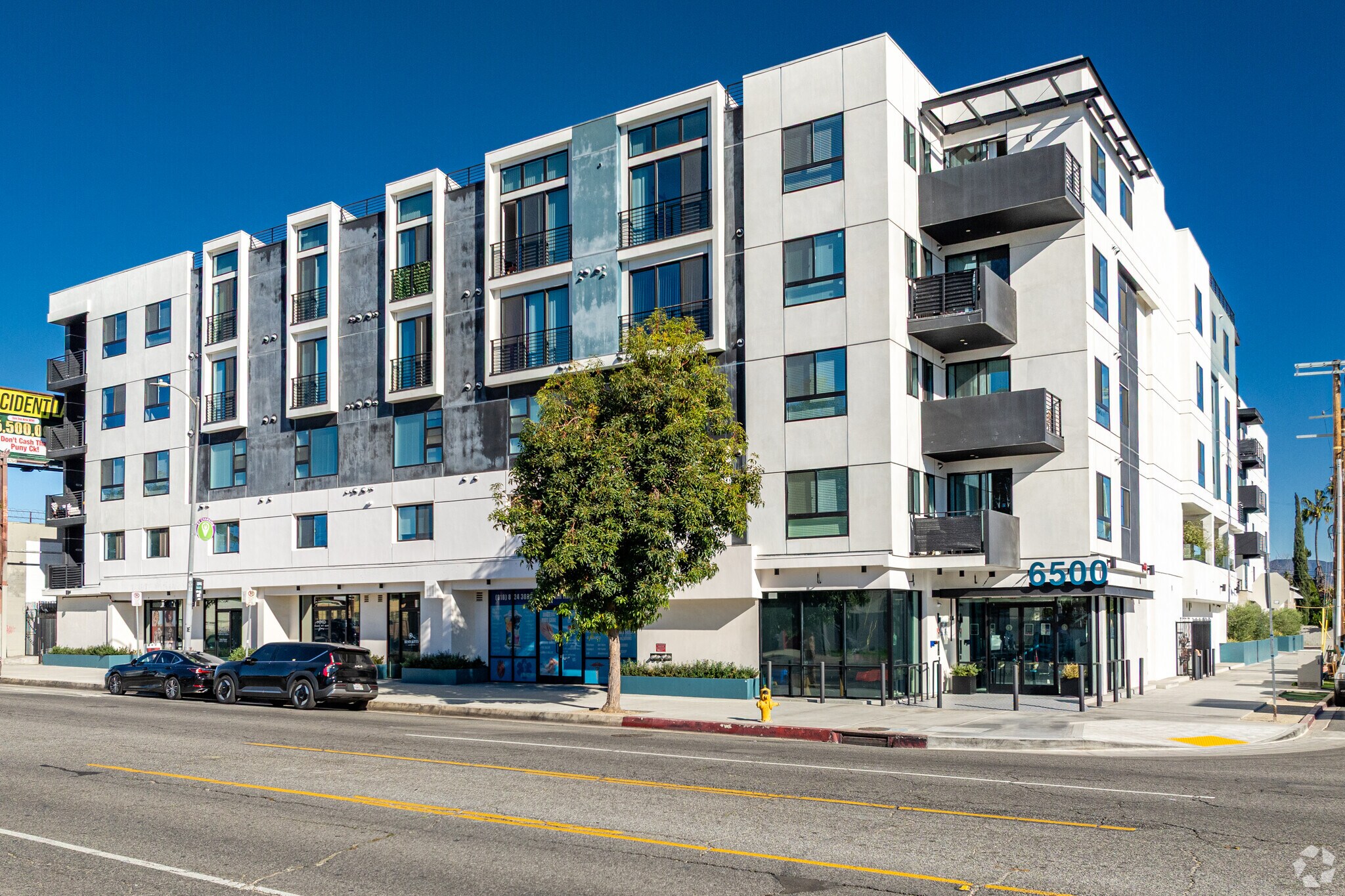 6500 Lankershim Blvd, North Hollywood, CA à louer Photo principale- Image 1 de 48