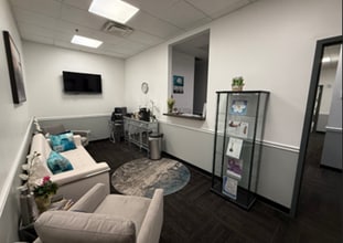 35095 US Hwy 19, Palm Harbor, FL for lease Interior Photo- Image 1 of 14