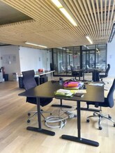 Office in Nanterre for lease Interior Photo- Image 1 of 6