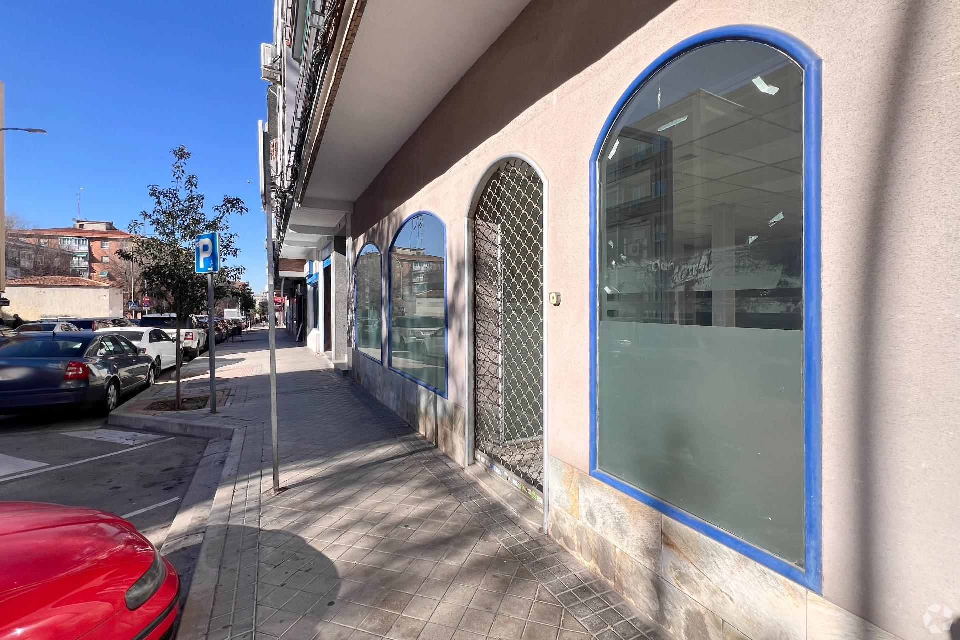 Immeuble residentiel dans Móstoles, Madrid à vendre Photo intérieure- Image 1 de 2