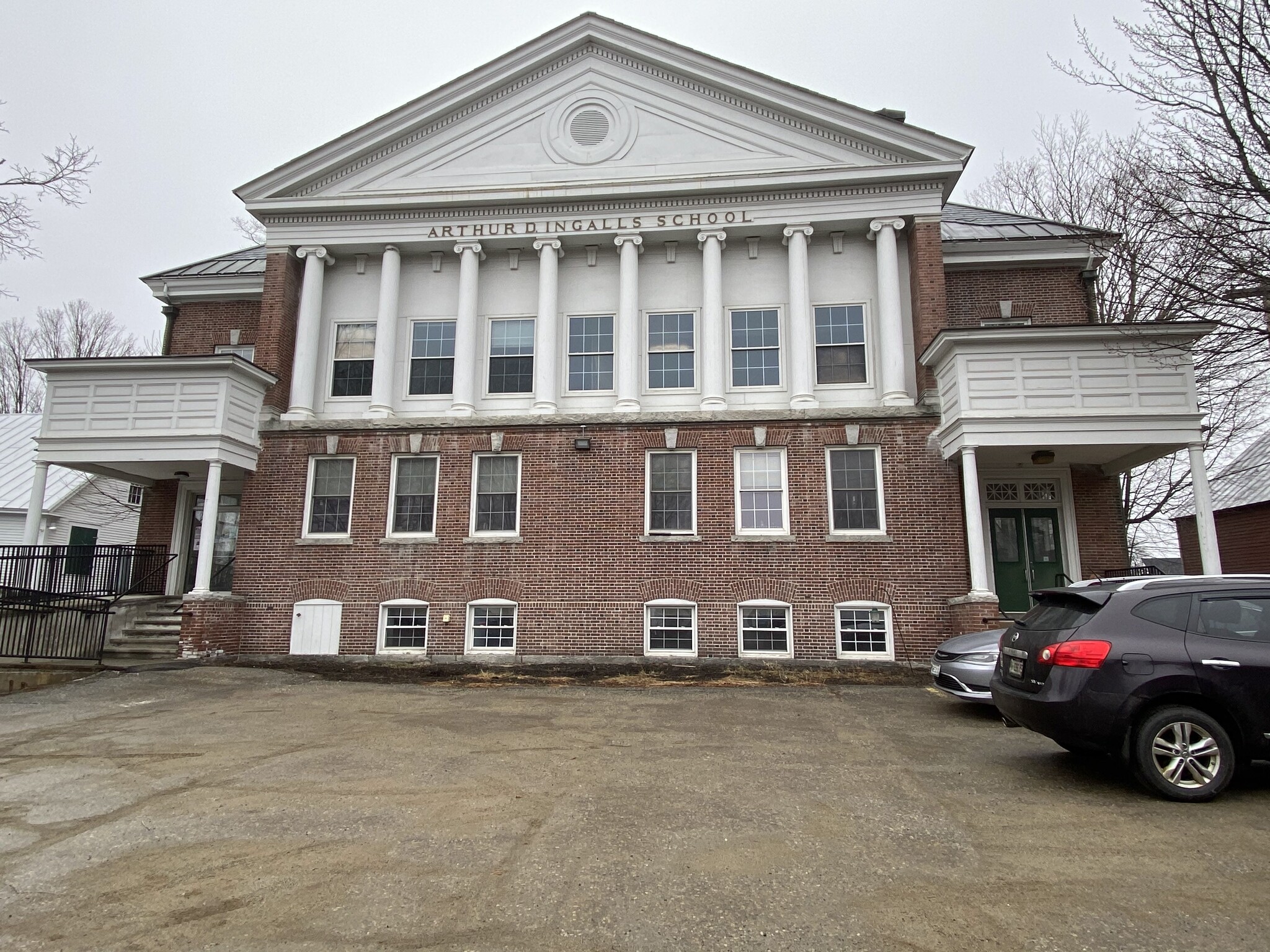 144 High St, Farmington, ME à vendre Photo du bâtiment- Image 1 de 1