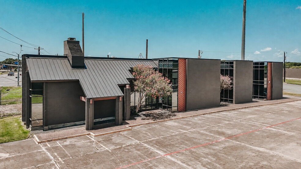 4104 Houston Hwy, Victoria, TX for sale - Building Photo - Image 1 of 66