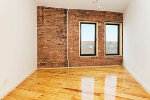 1-11 Gem St, Brooklyn NY - Loft